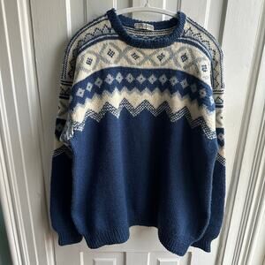 Vintage William Schmidt Co Oslo Norwegian Handknit Sweater